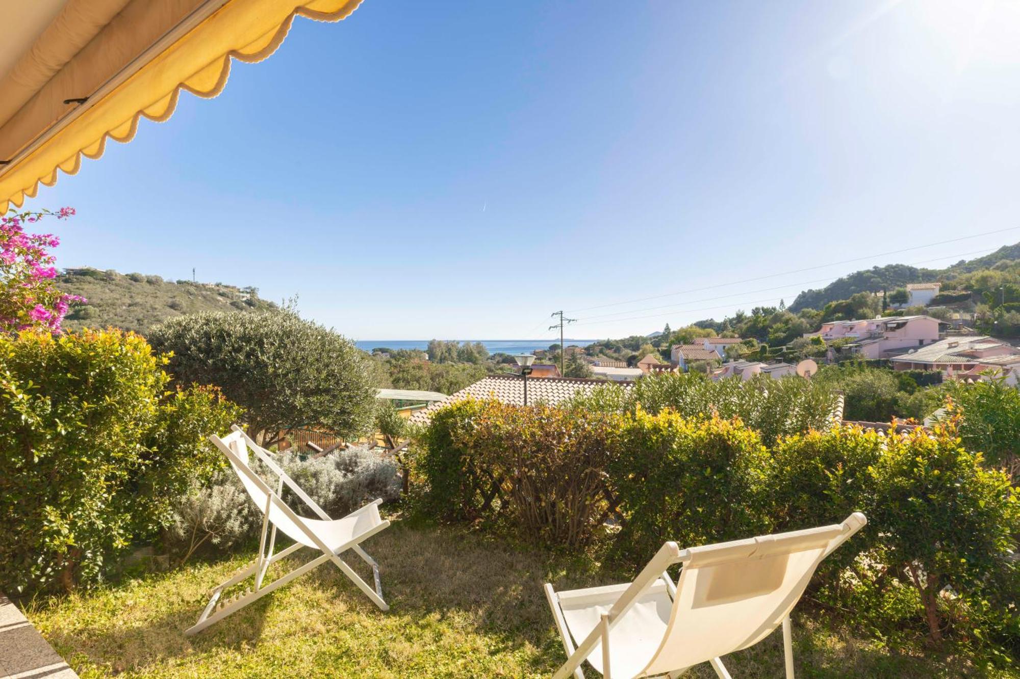 La Vela Summer House - Free Wifi - 700Mt From The Beach Costa Rei Bagian luar foto